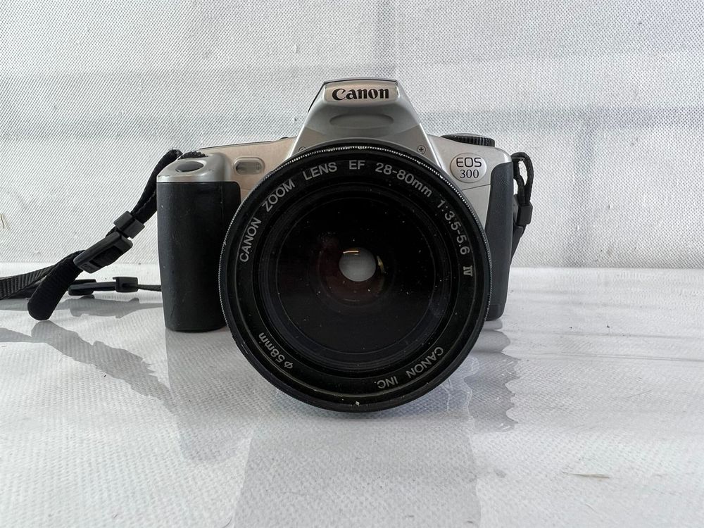 Canon EOS 500 Avec Objectifs 28/80 Et Sigma 70/300 + Sacoche – 1996, état Parfait