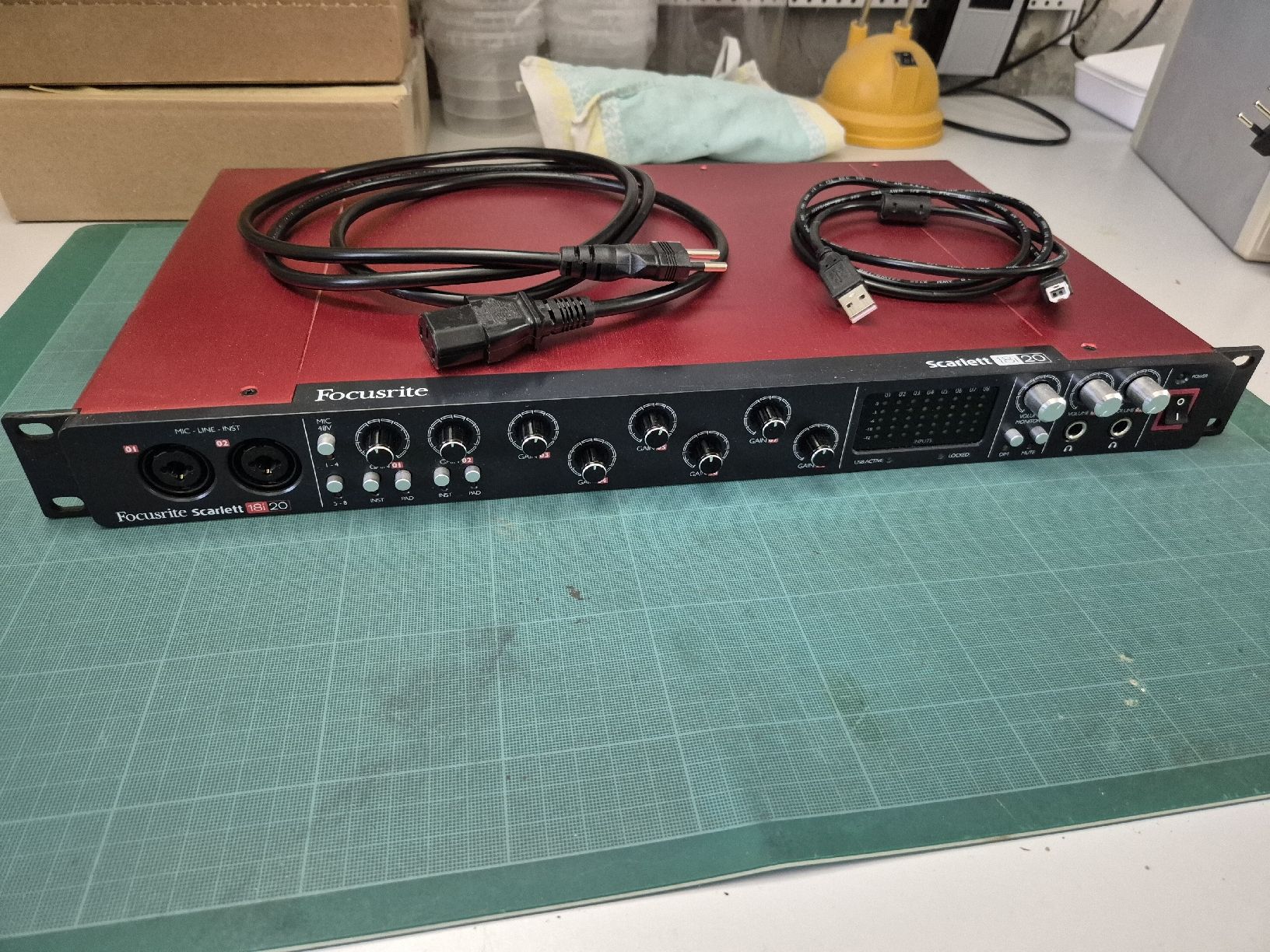 Focusrite Studioequipment: Focusrite Scarlett 18i20 – Gebraucht aus Le Noirmont von le_nico