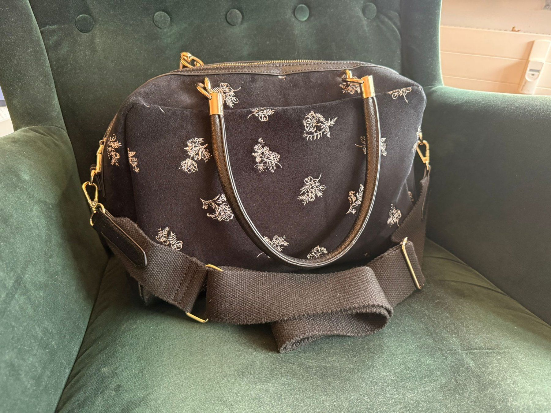 Borse da donna: Fable England Handtasche schwarz vegan – Usato da Münchenstein venduto da framentanz
