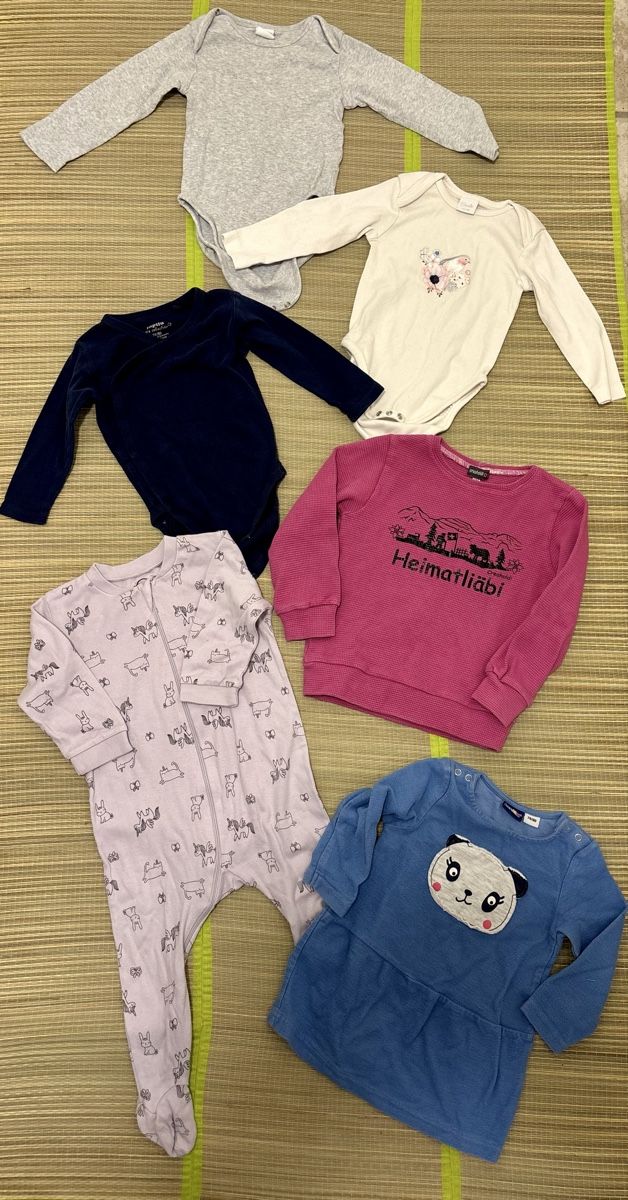 Lotti & Set di vestiti: Mädchen Kleiderpaket, Gr. 74/80!!! – Usato da Einsiedeln venduto da sum_xm7z