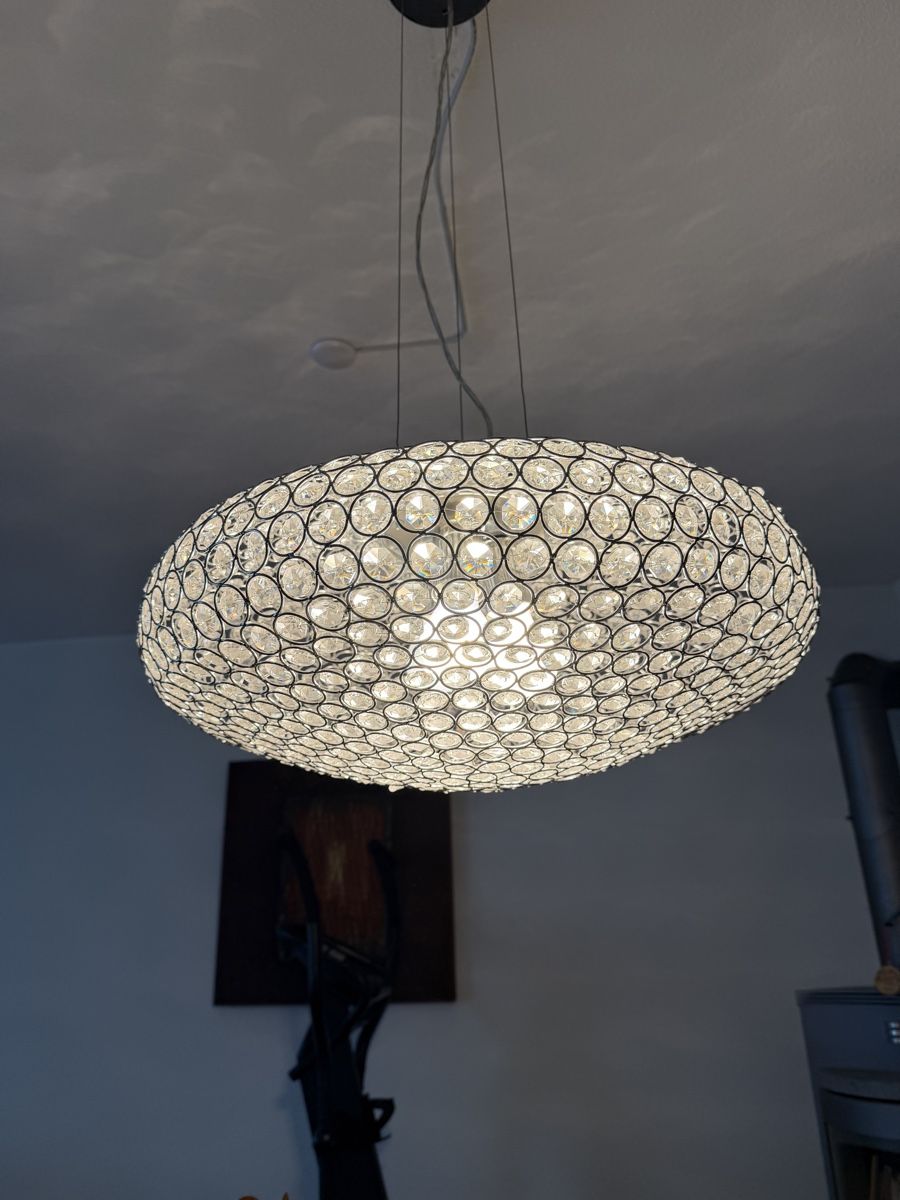 Lampade: Glanzvolle Kristall Hängeleuchte Lampe – Usato da Gockhausen venduto da Lauvja