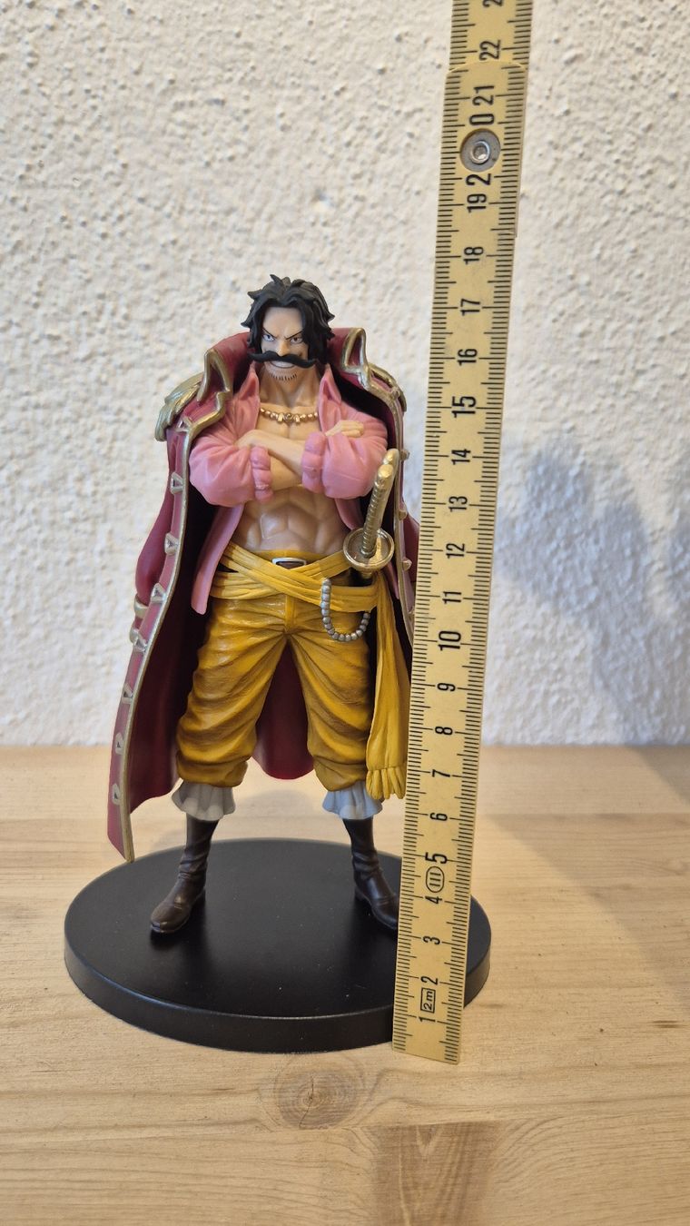 Statuette: One Piece Gol D. Roger Anime Figurine – Usato da Aadorf venduto da Siddhu 3
