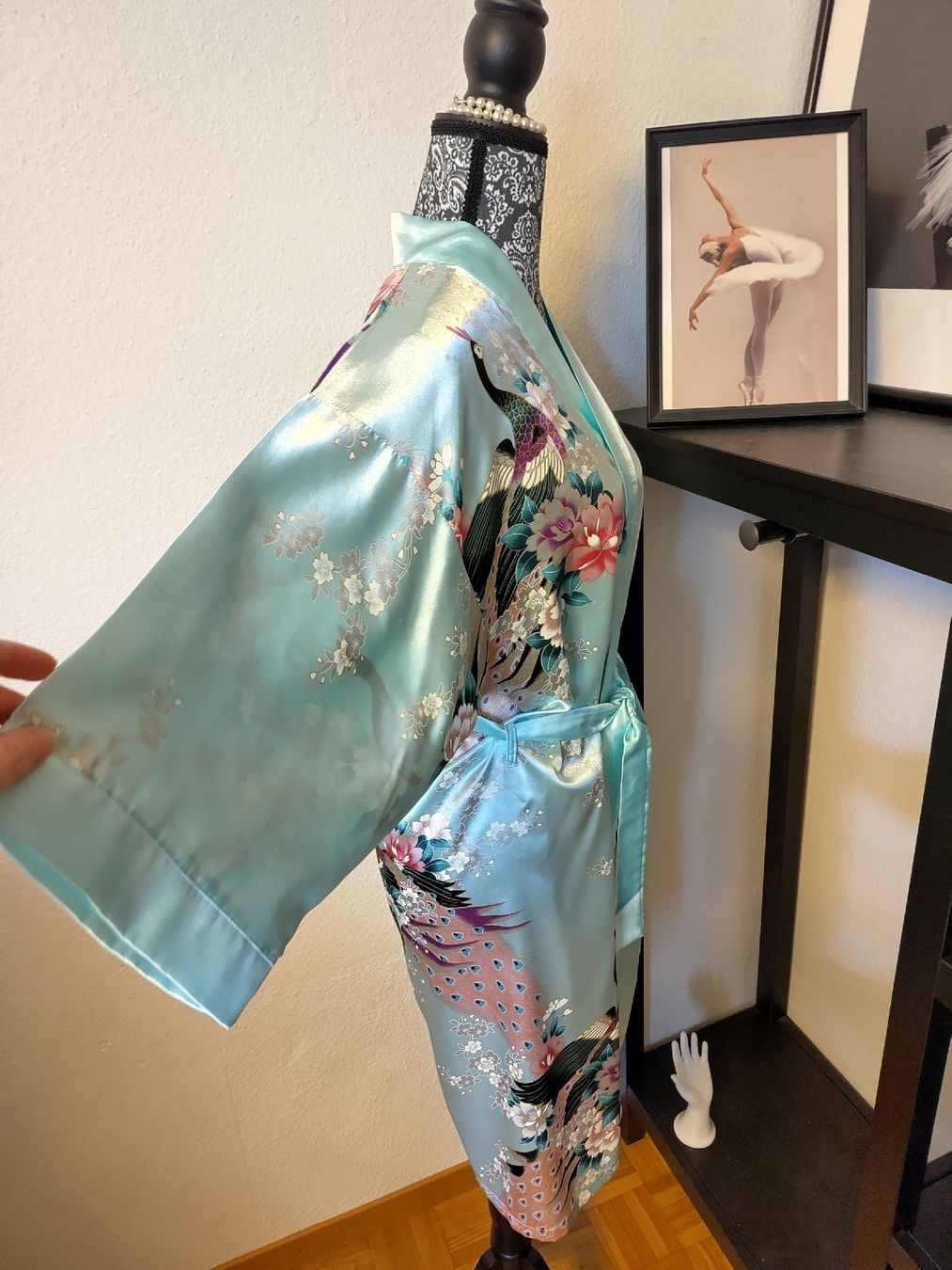 Arte internazionale: Kimono / Morgenmantel – Usato da Zollikofen venduto da Tini031 1