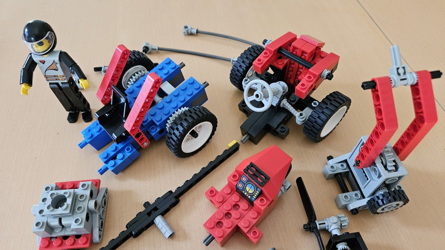 Lego Giocattoli: Lego Technic 8244 - Convertables (1996) – Usato da Schaffhausen venduto da asyouwestley 3