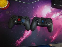 2 x Gamesir T1S controller