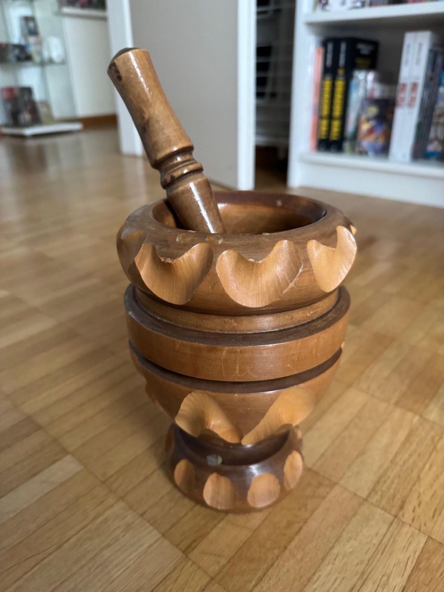Altro per cucinare: Mortaio in legno con pestello - vintage – Usato da Viganello venduto da Lolland_7