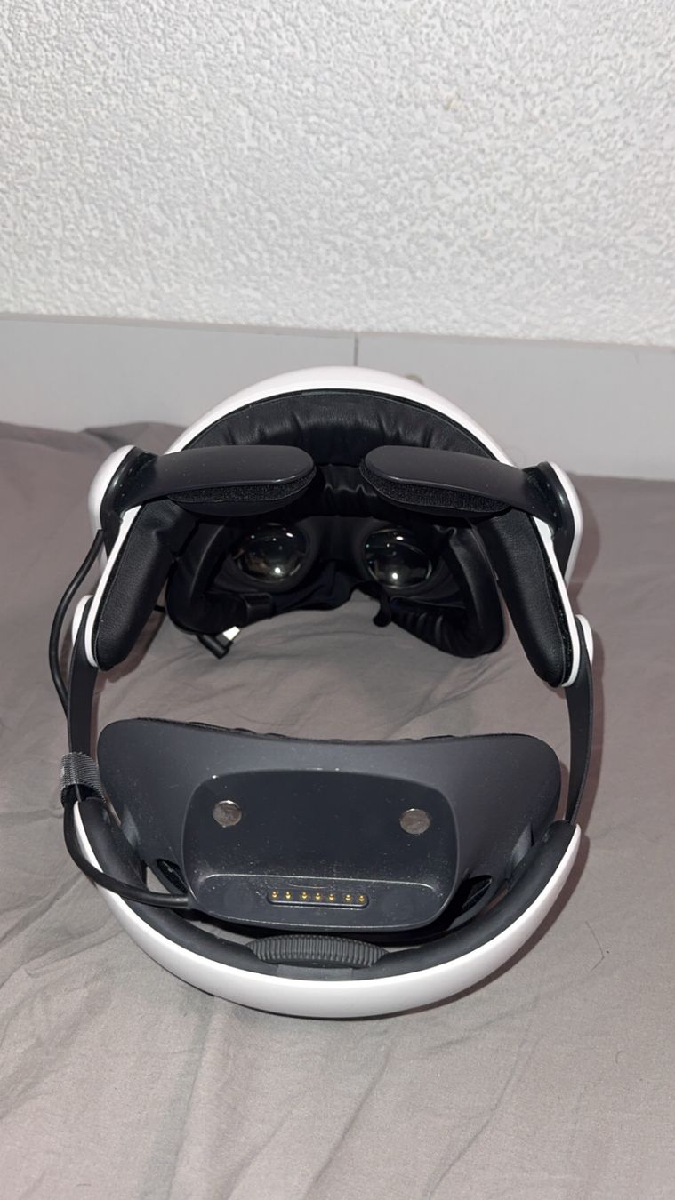 Meta VR Brille: Mets quest 3 – Neu und originalverpackt aus Grandvaux von oli_758f 4