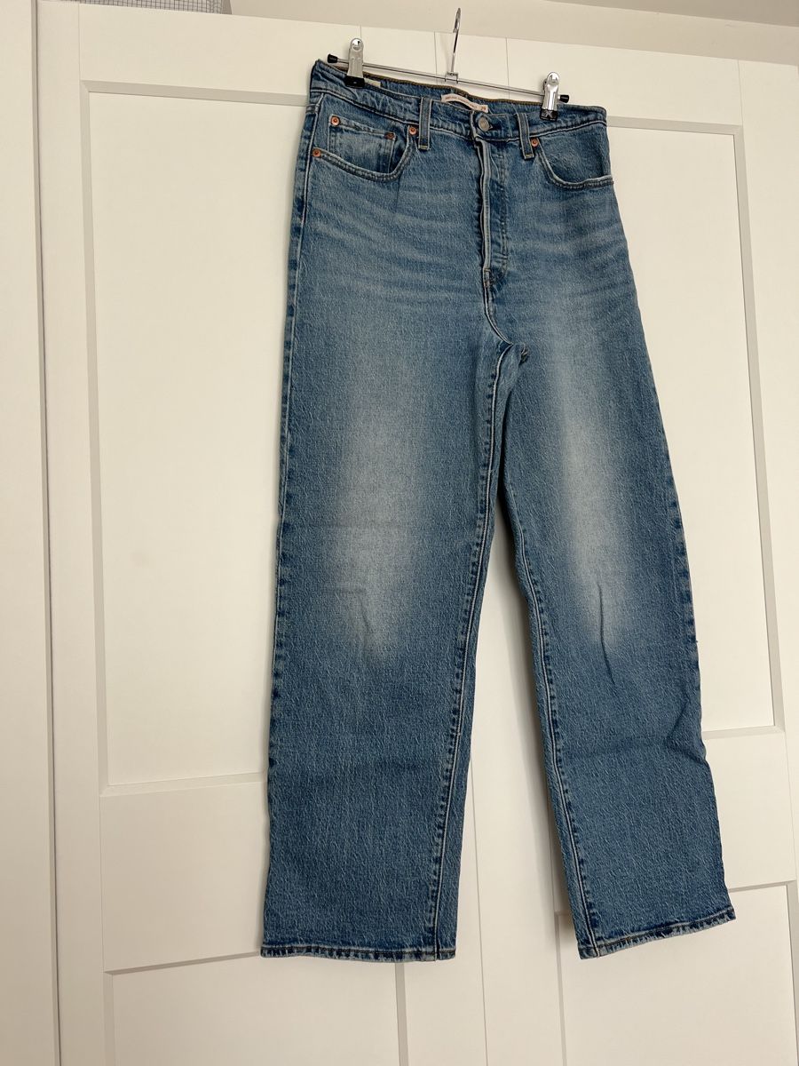 Levi's Jeans: Levi’s Ribcage Jeans – Gebraucht aus Pregassona von kat_zh5d