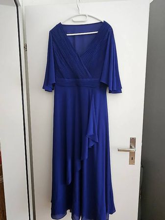 Wunderschönes Abend- oder Festkleid