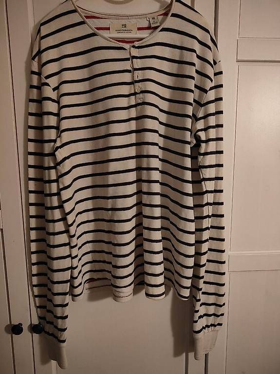 T-shirt: Scotch & Soda Shirt – Usato da Ostermundigen venduto da verkauefer