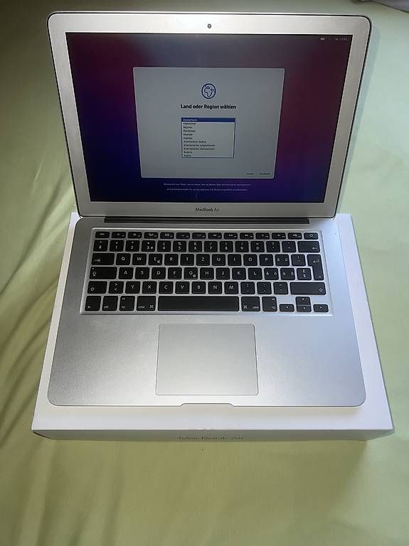 Apple Notebook: MacBook Air Laptop silber mit Originalverpackung – Usato da Fehren venduto da ronjq89 1