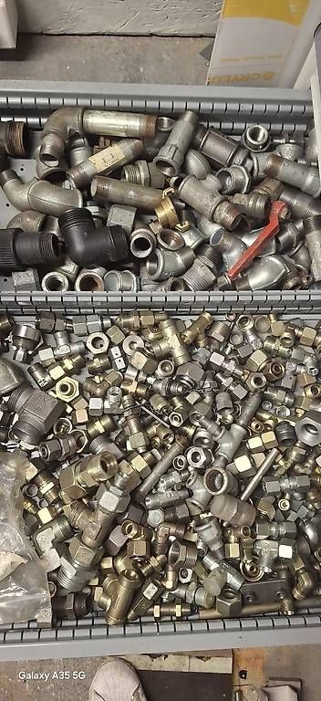 Altro per industria metallurgica: Verschraubungen – Usato da Kallnach venduto da Xx219 3