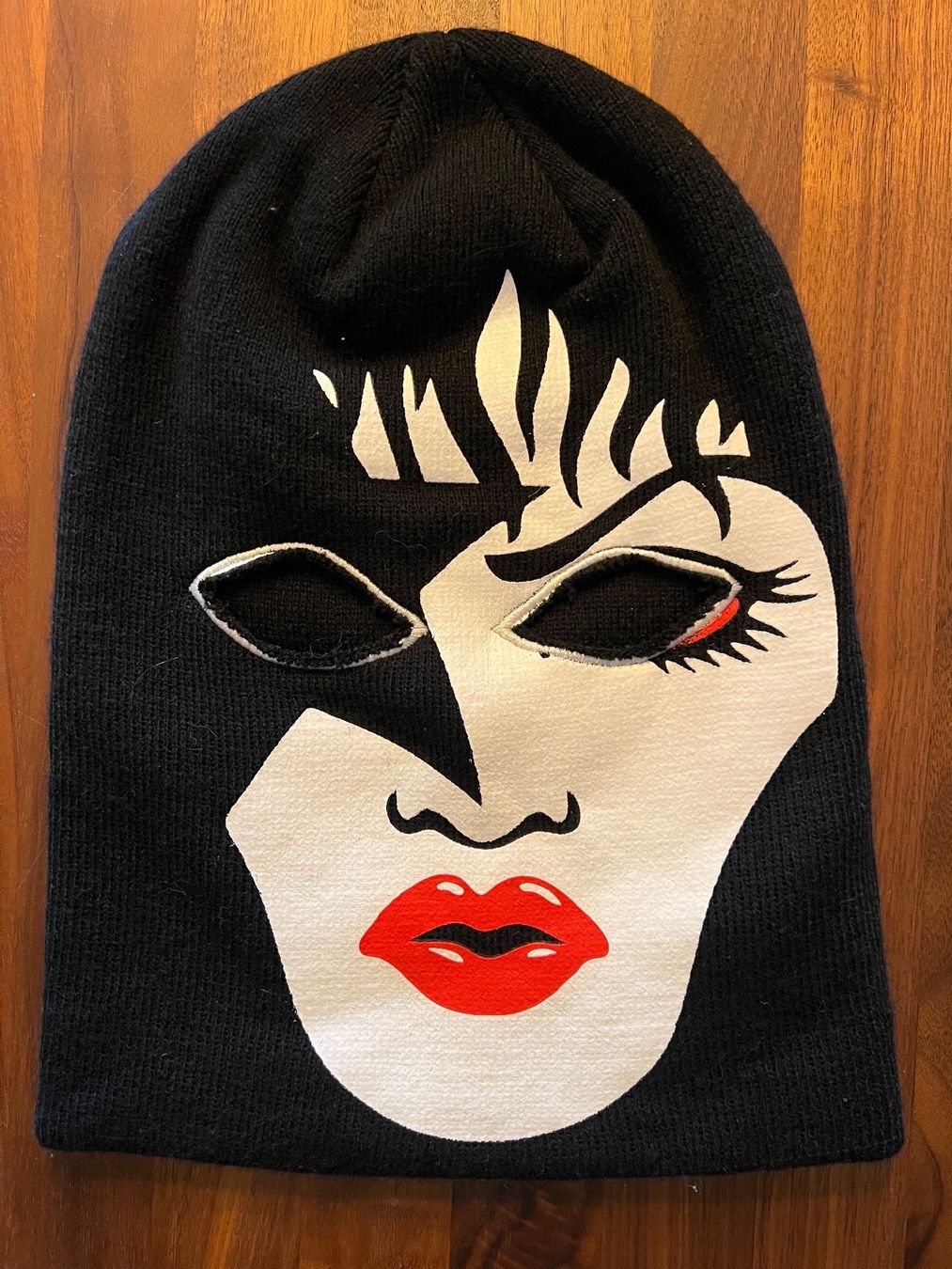 Copricapi, berretti & cappellini: Kiss Beanie – Nuovo (secondo la descrizione) da Dübendorf venduto da CellarSeller