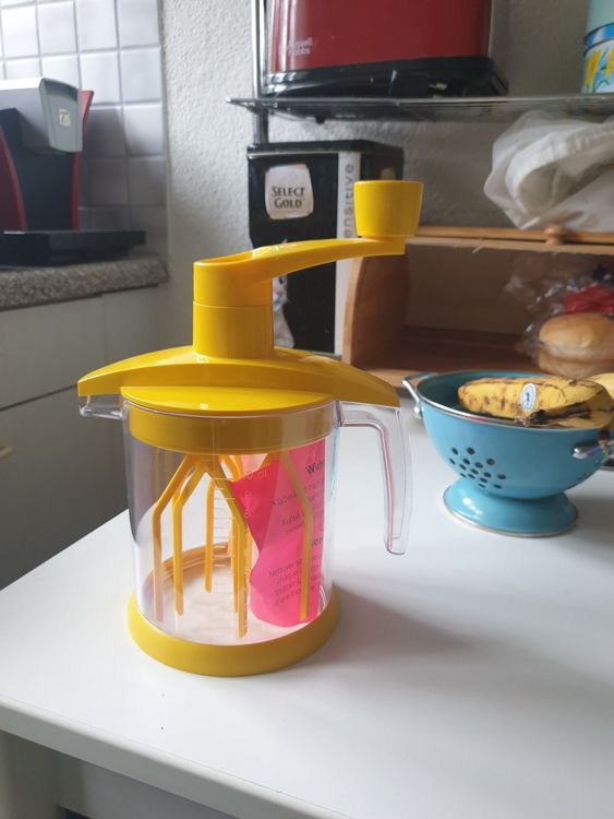Betty Bossi Küchenblitz - Fouet Mélangeur Sauces Omelettes Plastique Transparent Rouge Avec Couvercle
