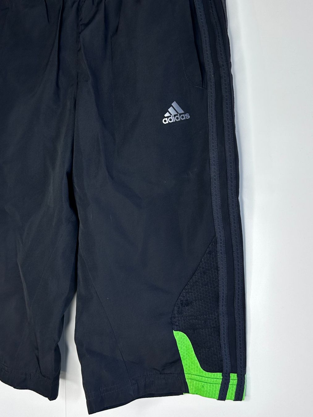 Adidas Pantaloni: Adidas Shorts – Usato da St. Gallen venduto da look-twice 1