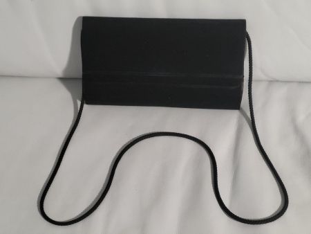 Clutch - Pochette - Tasche mit Umhängkette LURUENA