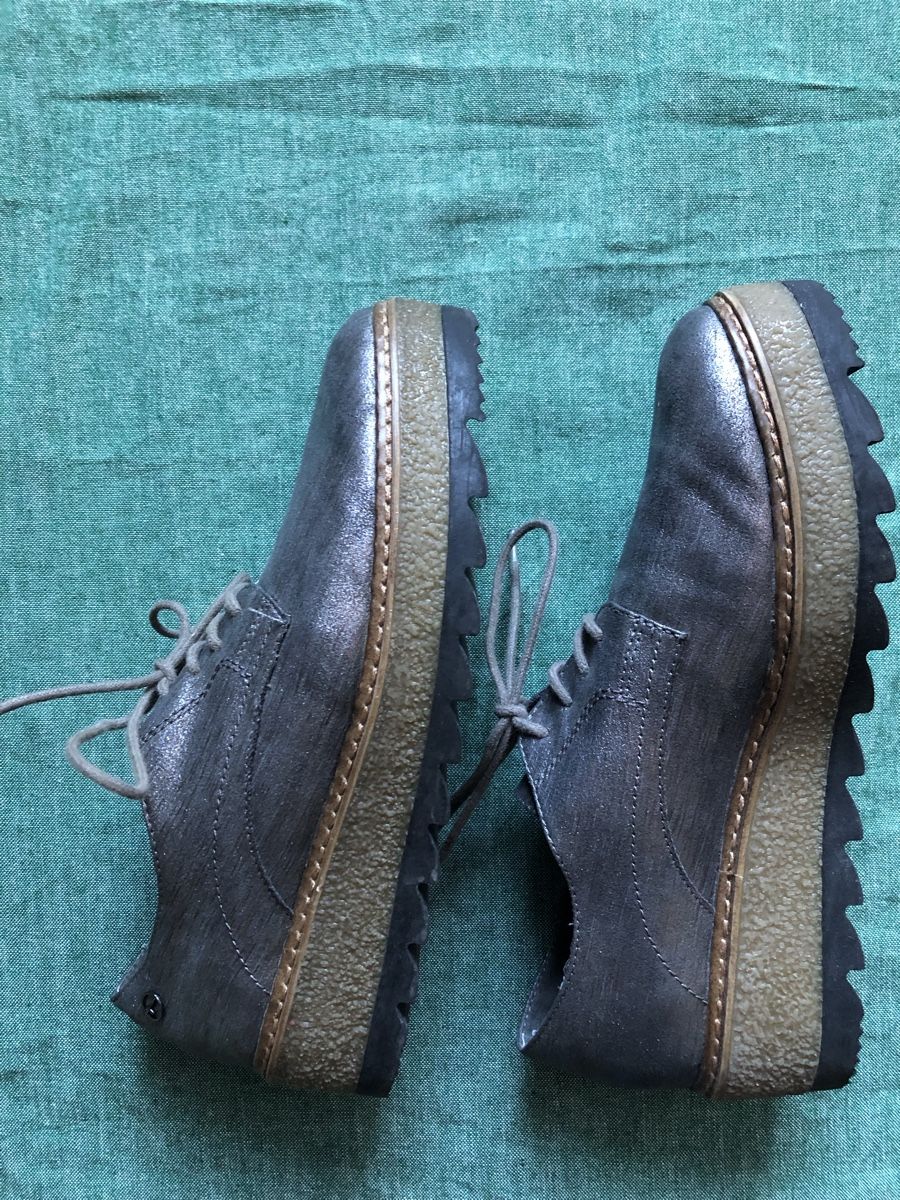 Tamaris Damenschuhe: Schöne Schuhe (silber, Grösse 39) – Gebraucht aus Bremgarten b. Bern von eblake 1