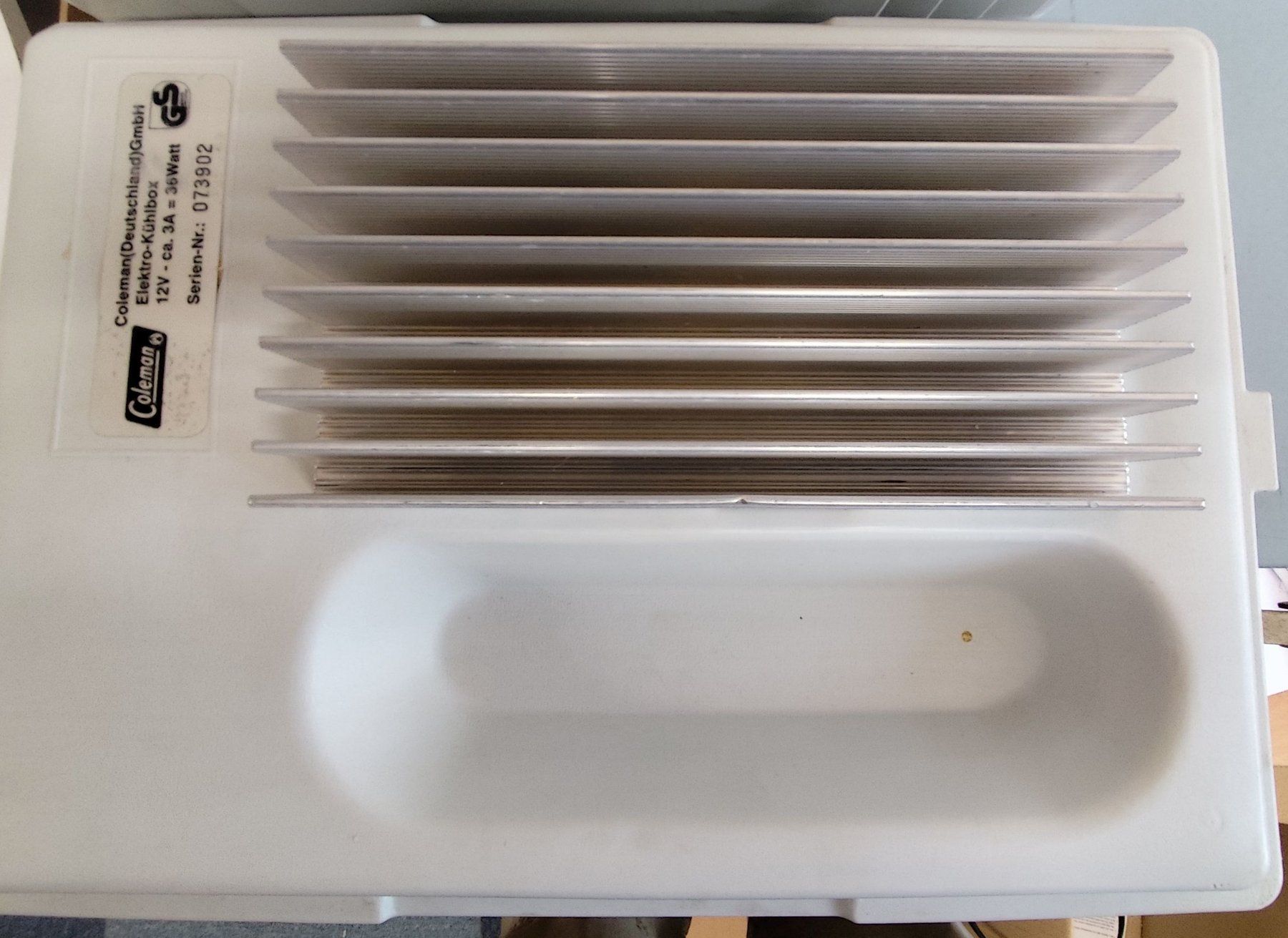 Coleman Frigoriferi & Refrigeratori: Kühlbox 12 V Coleman – Usato da Oberwil BL venduto da NTS-TopShop 2