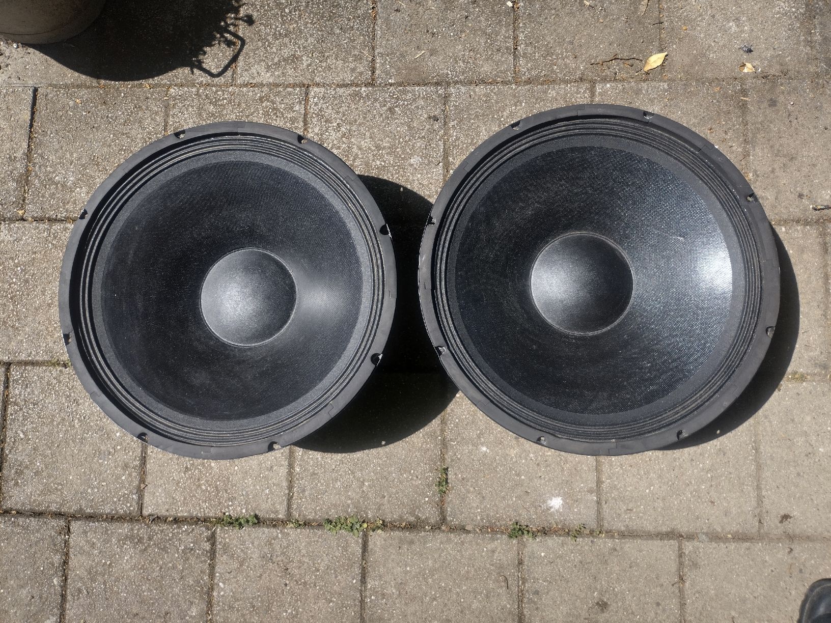 Casse acustiche: 2x18'' subwoofer – Usato da Châtelaine venduto da ArnHacker