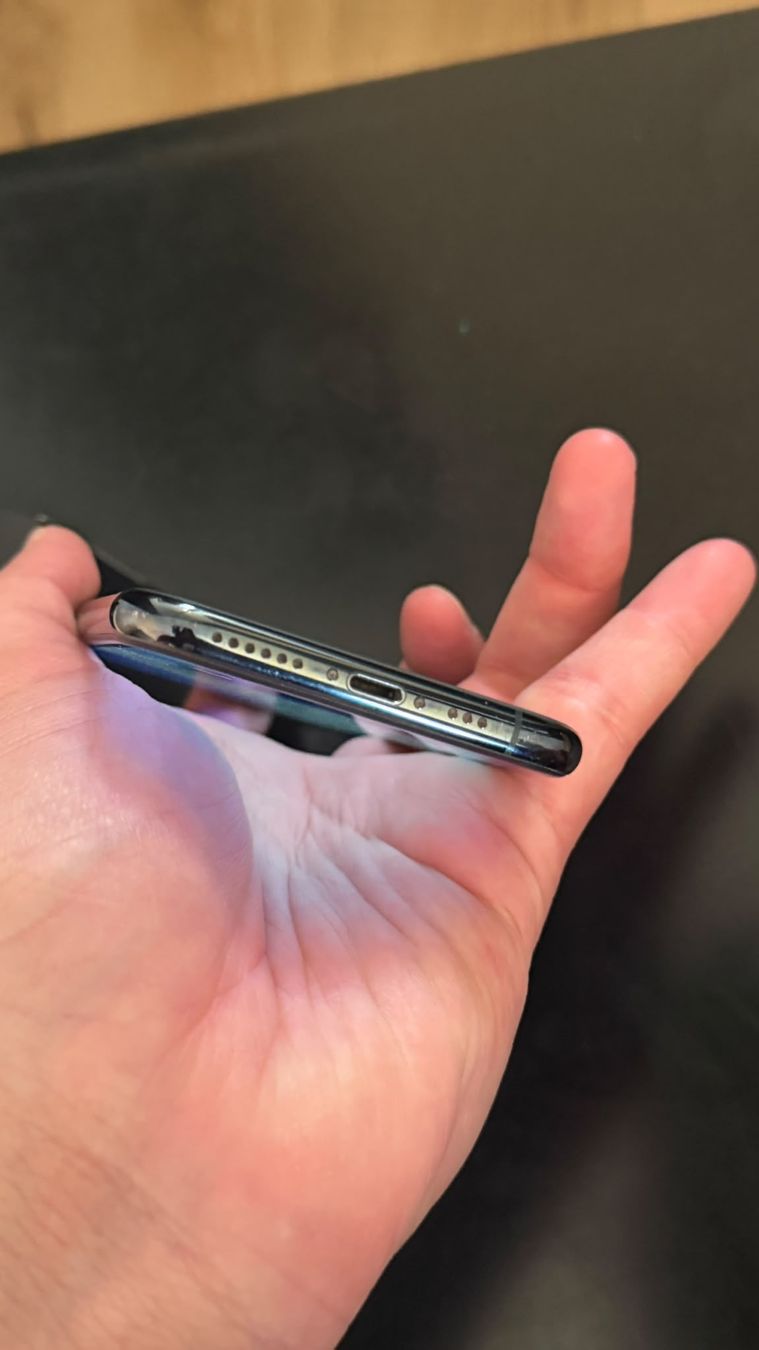 Apple Handys / Smartphones: iPhone 11 Pro 512GB Excellent Condition – Gebraucht aus Luzern von Waince786 4