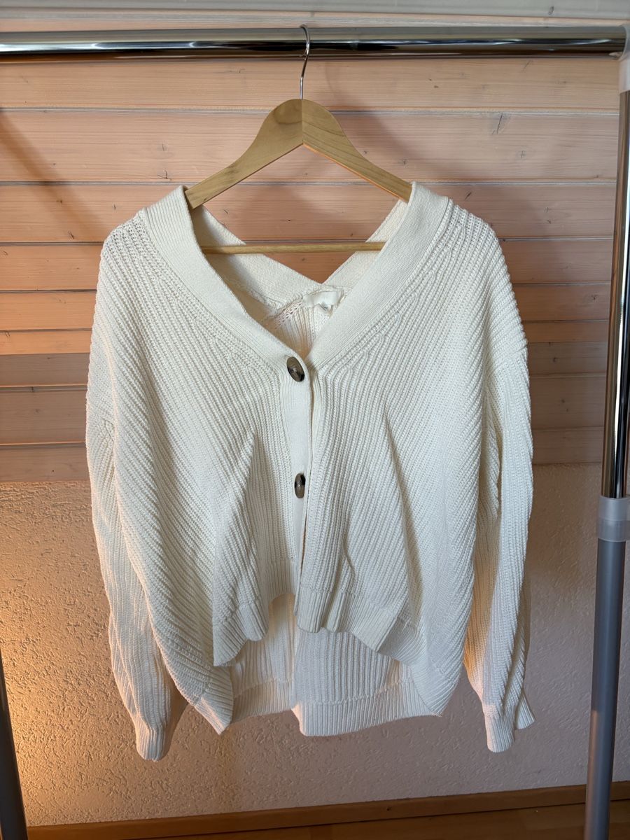 H&M Giacche: WEISSER CARDIGAN AUS EINER BAUMWOLLMISCHUNG – Nuovo (secondo la descrizione) da Bettwiesen venduto da wombat90
