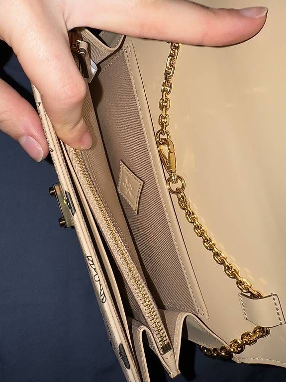 Mcm Taschen für Damen: MCM Umhängetasche Beige Limited Edition – Neu (gemäss Beschreibung) aus Münchenstein von jur_bq6z 2