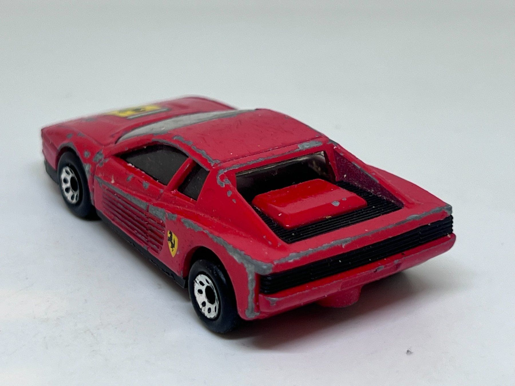 Matchbox Voitures modèles: Matchbox Ferrari Testarossa #509 – D'occasion à Wildegg par LaaBoutique 2