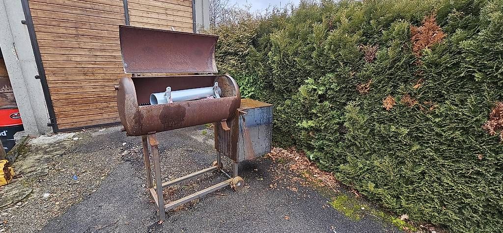 Griglie: Smoker – Usato da Windisch venduto da FH13 1