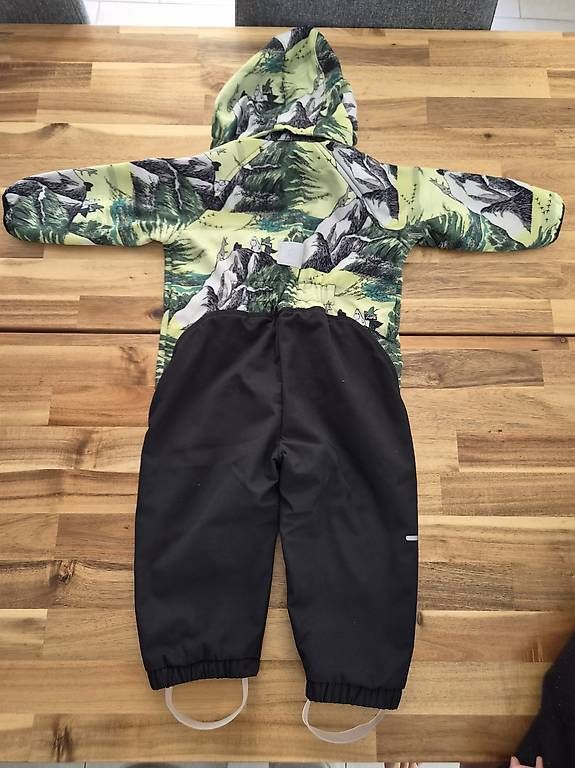 Completi: Reima Softshell Overall Moomin gr. 80 – Usato da Melchnau venduto da Rhabarber_98 1