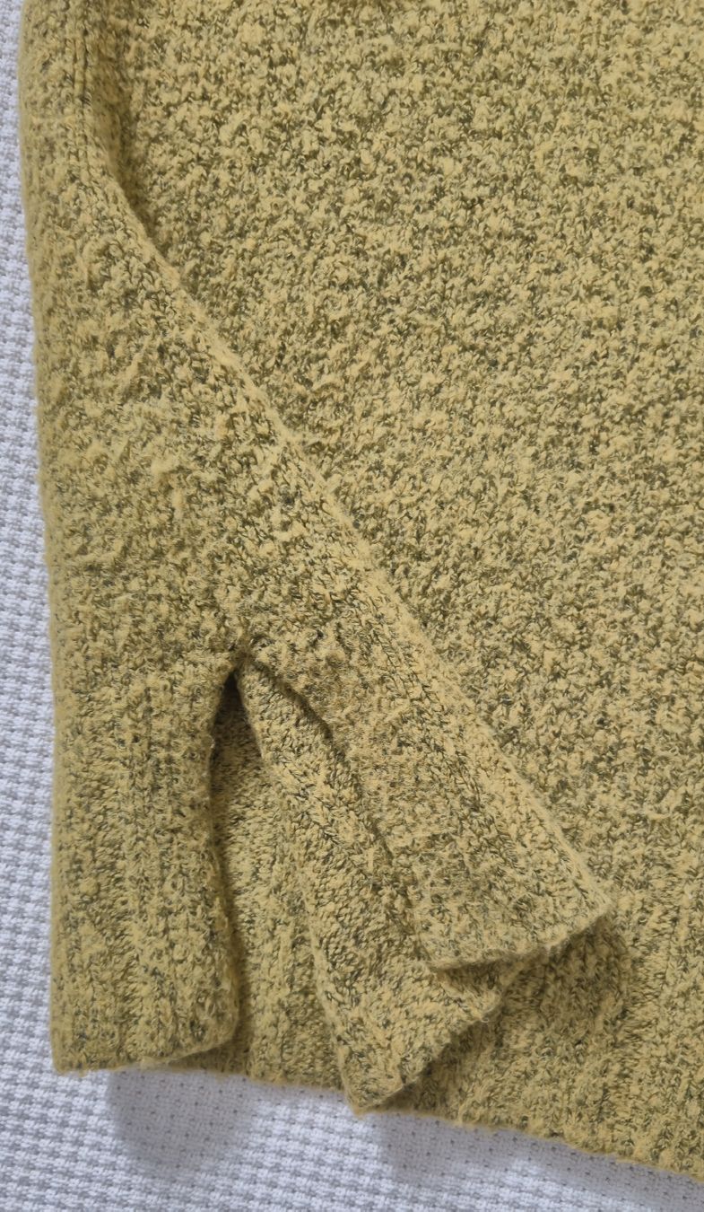 Kleider: Robe pull col roulé jaune moutarde texture bouclée  – Gebraucht aus Le Locle von Arya4 2