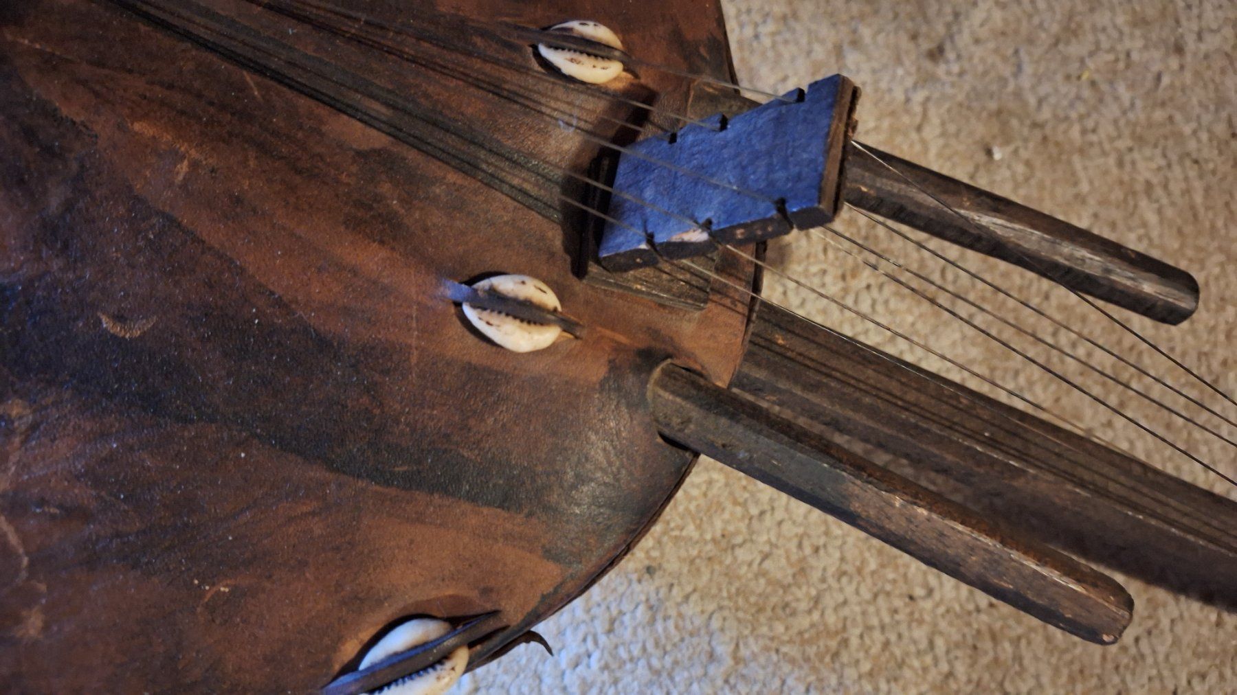Strumenti musicali: Kora Kalbasse Seiteninstrument – Usato da Grabserberg venduto da Sahara947 2