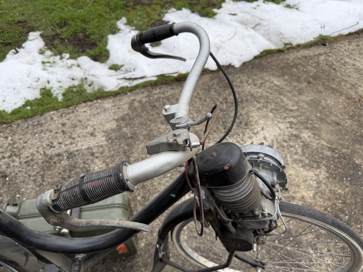 Solex Mofas: VELOSOLEX SOLEX ORIGINAL HS HISPANO SUIZA – Defekt aus Courtételle von claude41 7