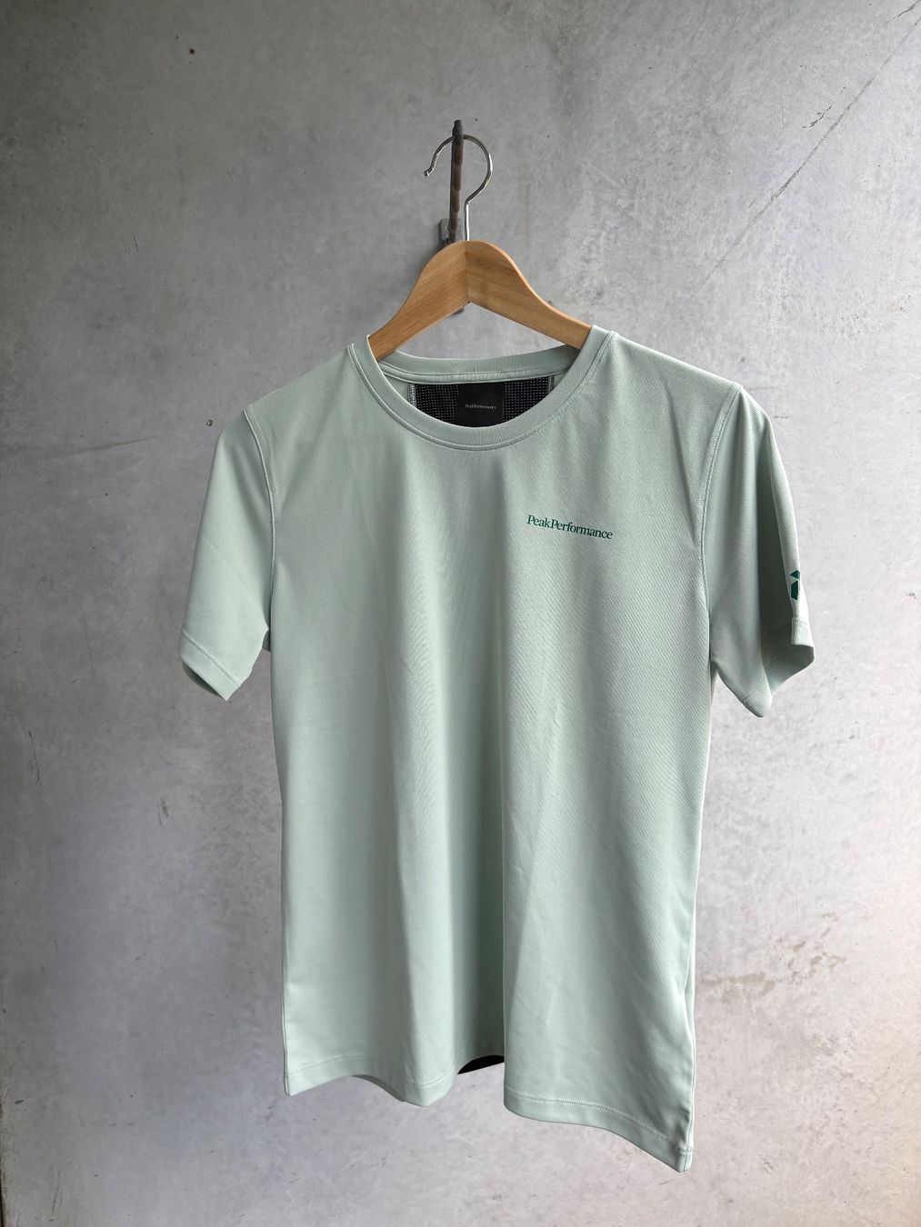 Peak Performance T-Shirts: T-Shirt Peak-Performance – Gebraucht aus Bern von ker_bgz2