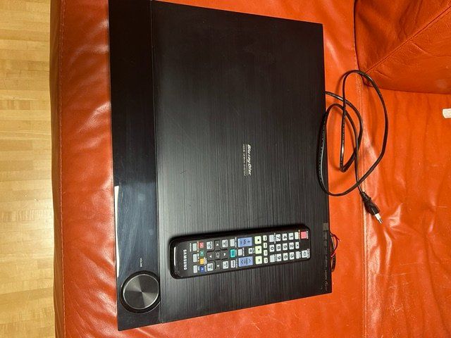 Samsung Lettore multimediale & Streamer: Samsung blue ray player – Usato da St.Gallen venduto da yutha5 7
