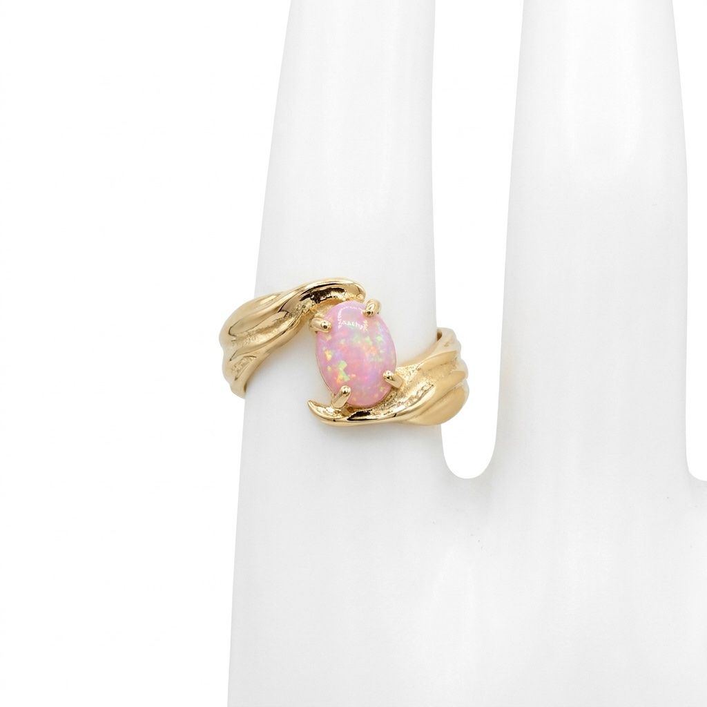 Anelli: Bague dorée avec opale rose – Nuovo e nell'imballaggio originale da St-Maurice venduto da Sandrinette123 1
