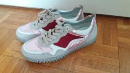 Süsse Damen Sneakers, Grösse 36, Top Zustand für Frühling!