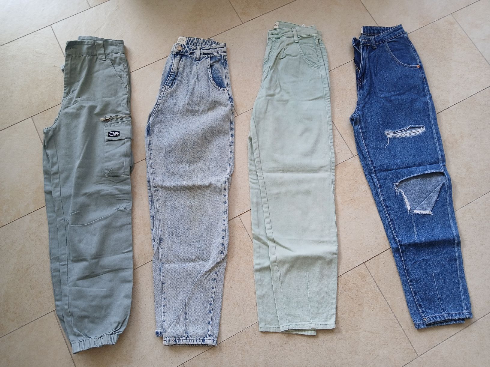 Pantaloni: Hosenpaket – Usato da Liestal venduto da piperpa