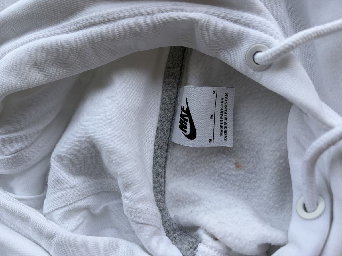 Nike Maglioni & Felpe: Sweat à capuche blanc Nike – Usato da Pully venduto da ari_78pk 2