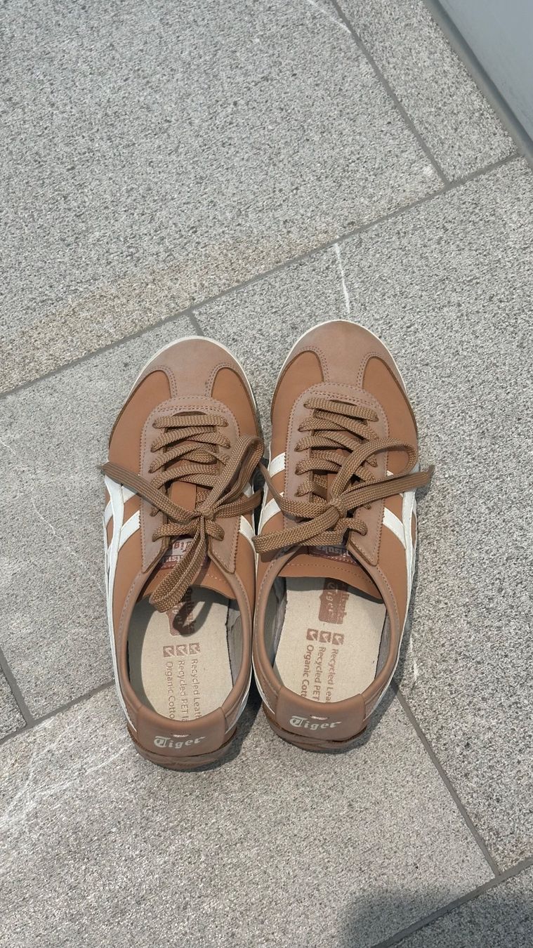 Damenschuhe: Onitsuka Tiger Sneaker – Gebraucht aus Meggen von FlaviaDi 1