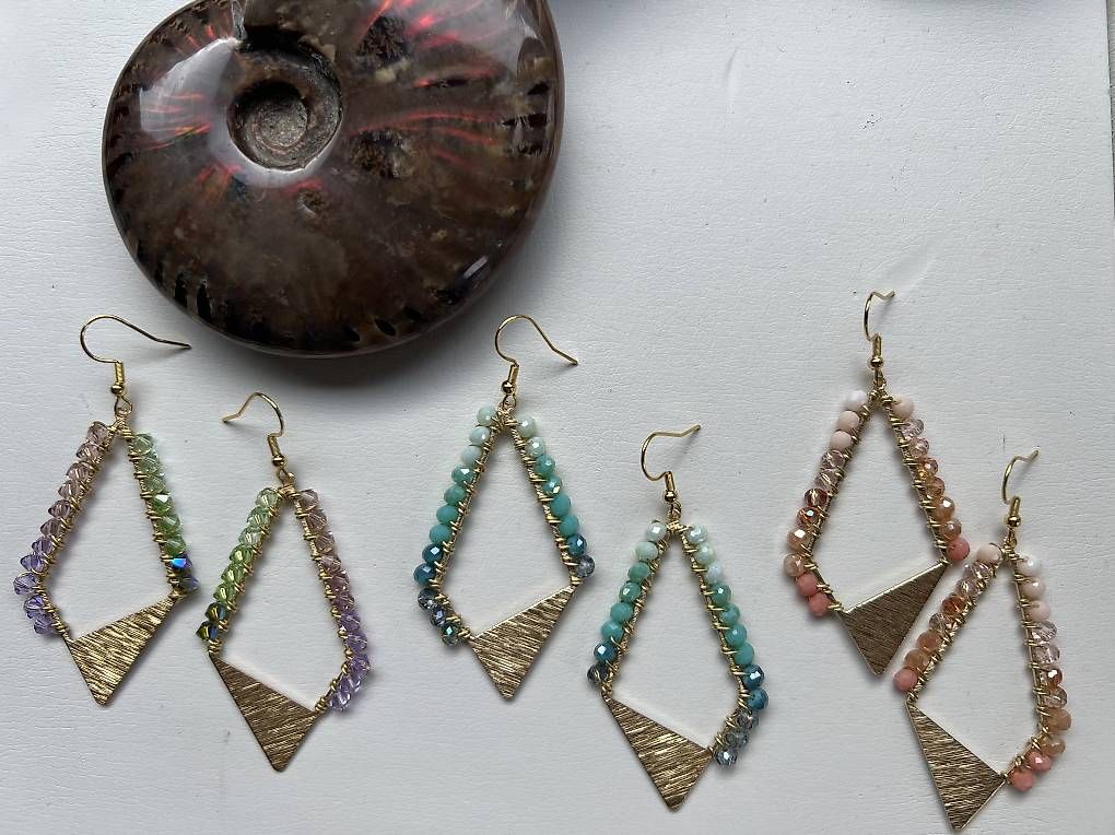 Ohrringe & -stecker: Ohrringe Swarovski Perlen Ibiza Boho Style  – Gebraucht aus Buchs SG von jco_st8t