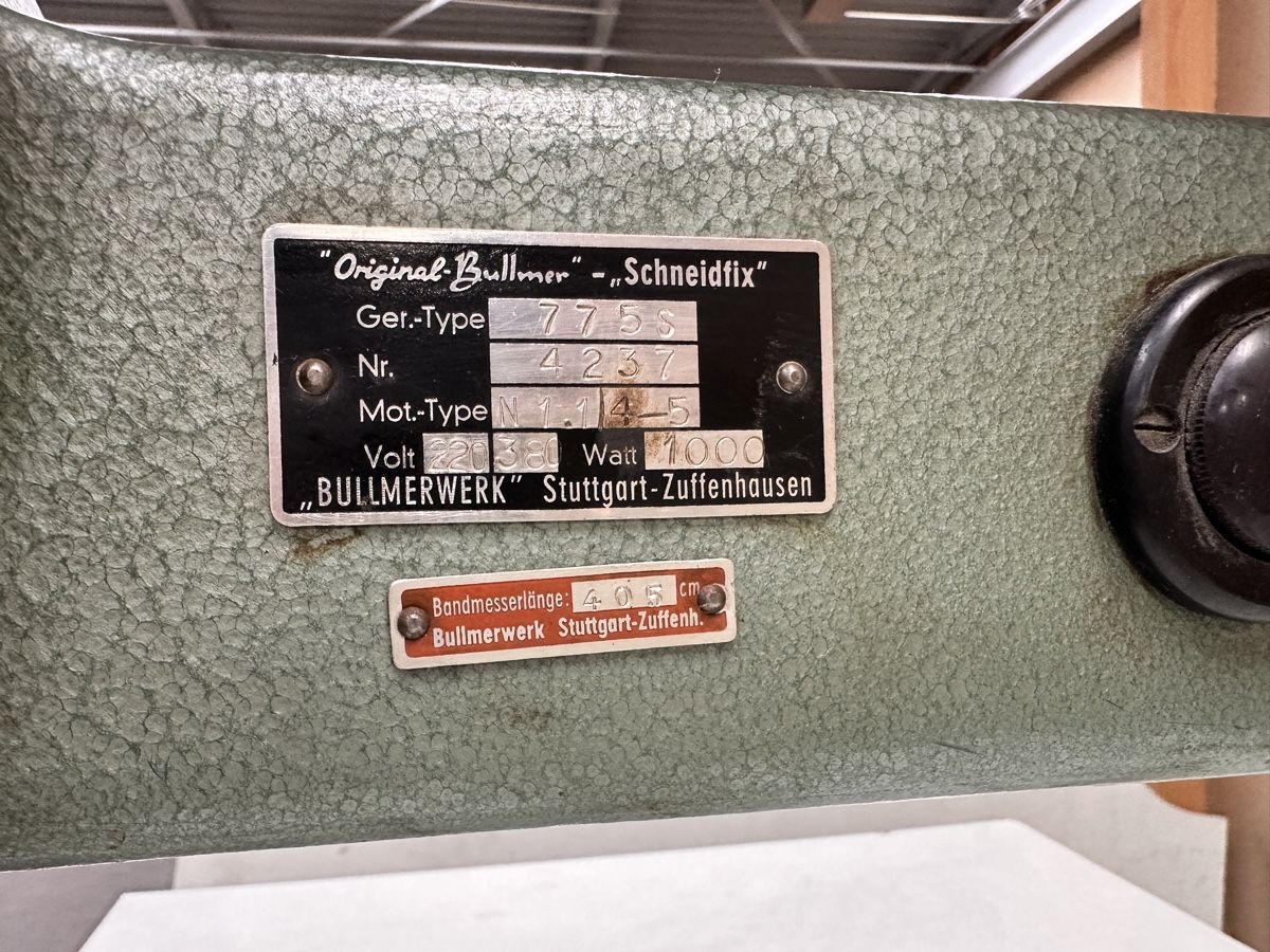 Tutte le macchine: Bullmer Stoffschneidmaschine – Usato da Nebikon venduto da schnischna80 5