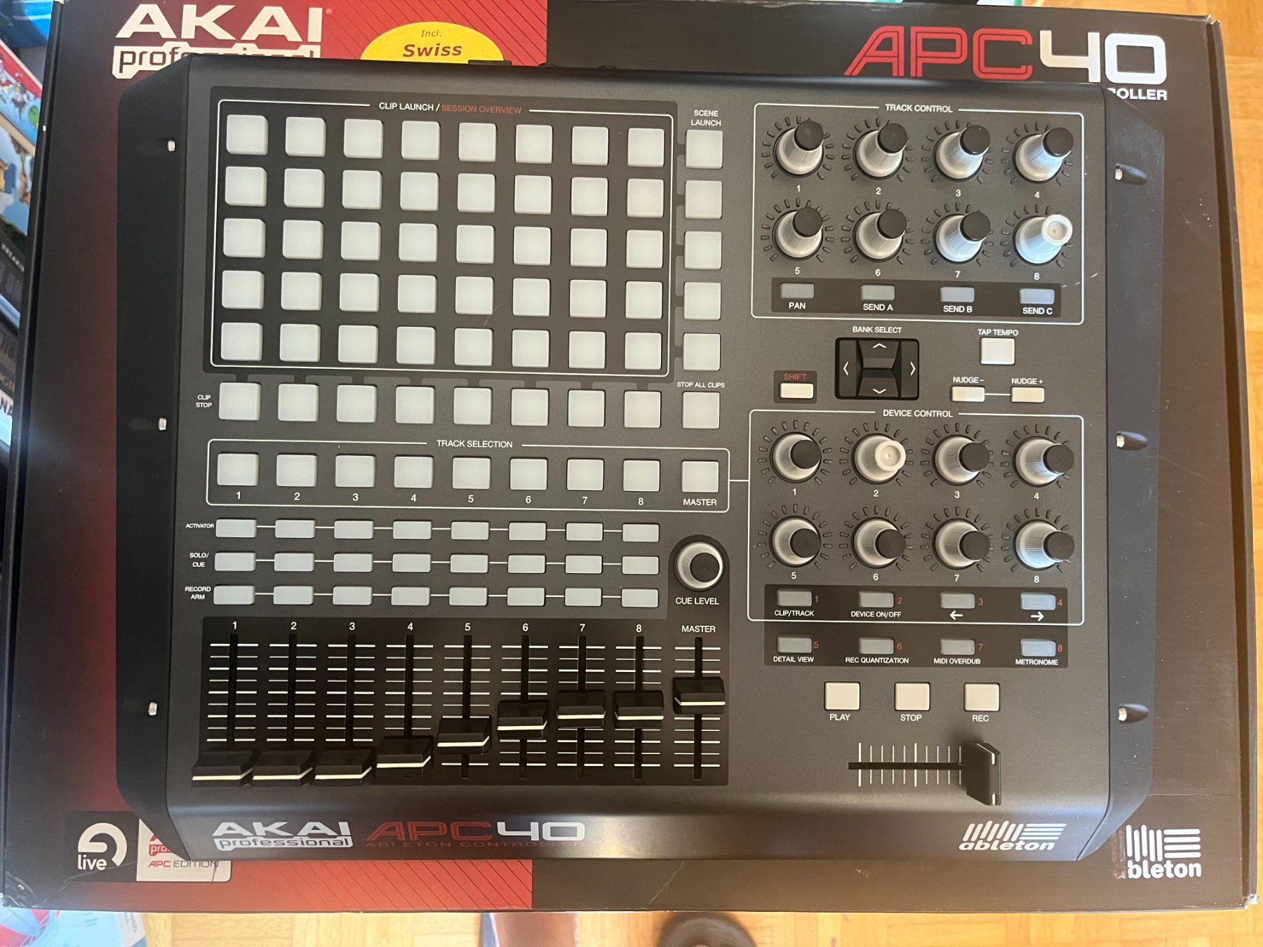 Ableton Musikinstrumente: AKAI APC40 Ableton Controller, ohne Netzteil, gebraucht – Gebraucht aus wald zh von soniq