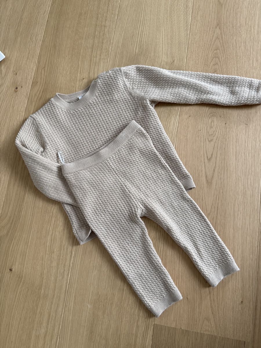 H&M Lotti di vestiti: Süsser & schicker Pullover/ Hose Set, Grösse 74 – Nuovo (secondo la descrizione) da Sonnental venduto da sop_9scm 1