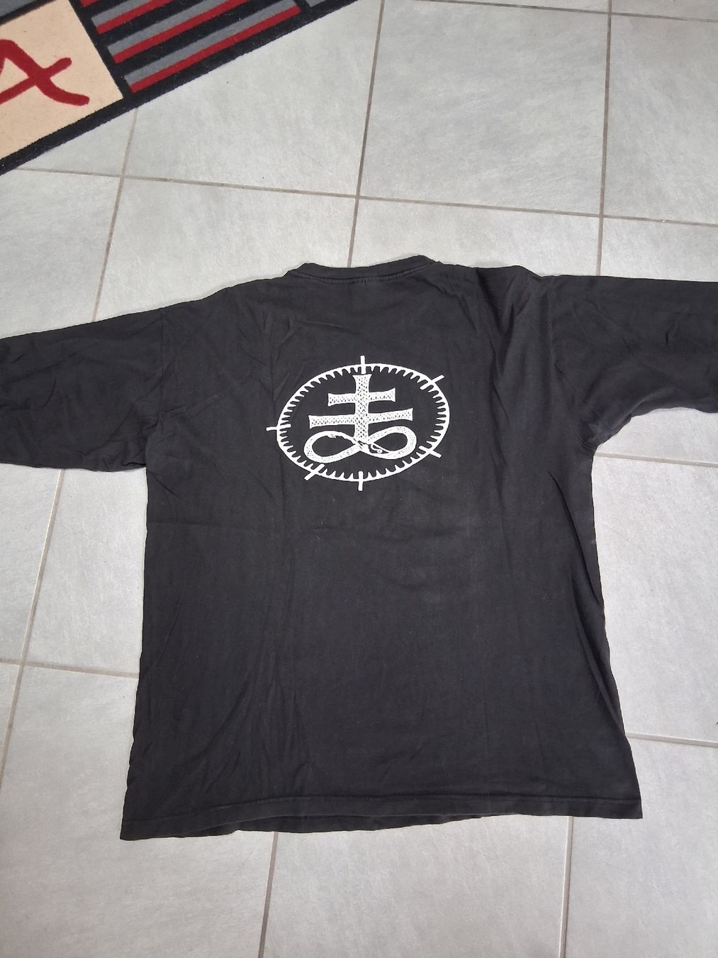 T-Shirts: ls ancient (metal) – Gebraucht aus St-Cergue von VeganWarrior 1