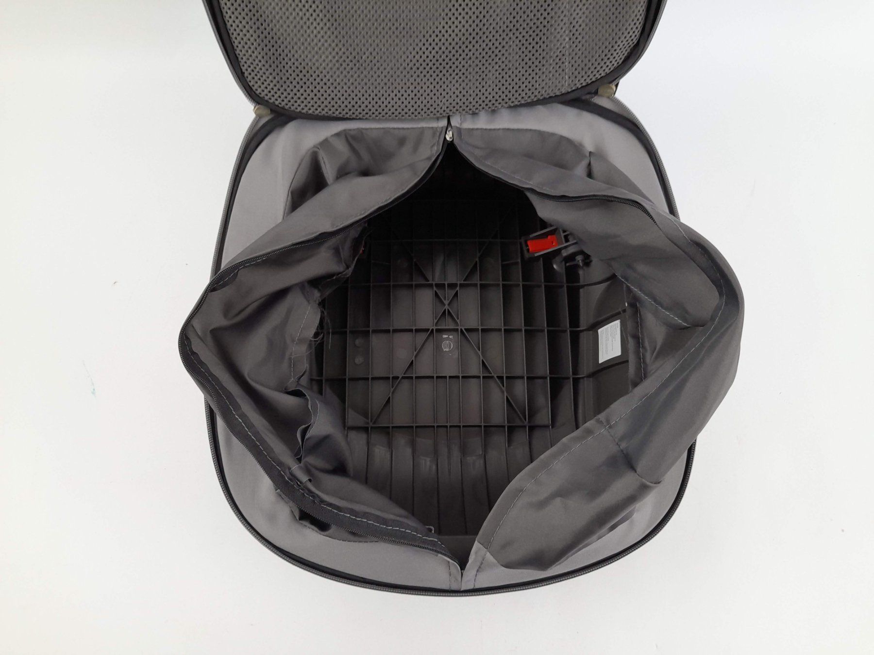 Trunki Auto-Kindersitze: BOOST APAK Kindersitz & Rücksack – Neu (gemäss Beschreibung) aus Liebefeld von Restwert_Liebefeld 4