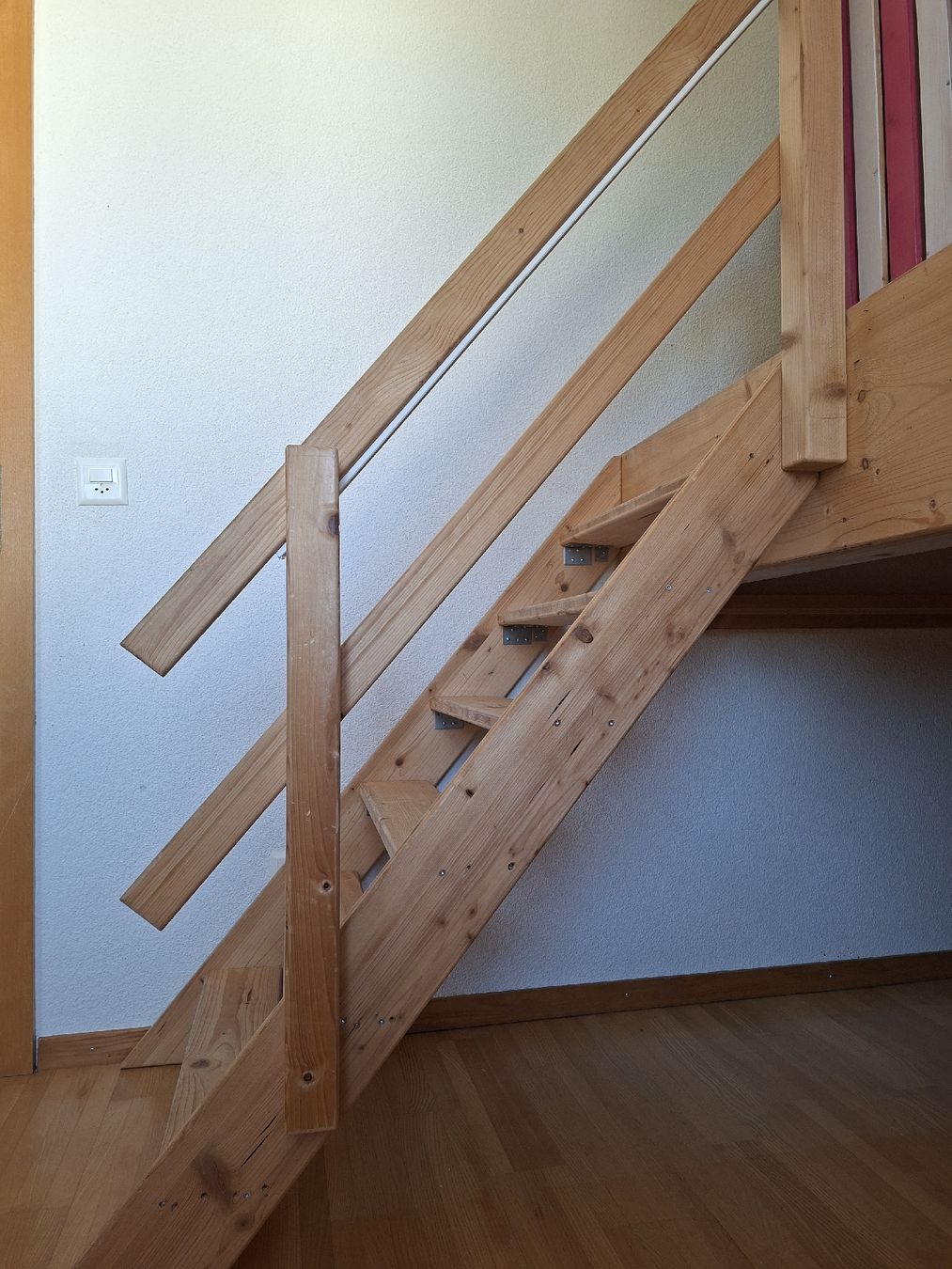 Letti: Holz für Hochbett – Usato da Freienstein venduto da rtu_nn2c 1