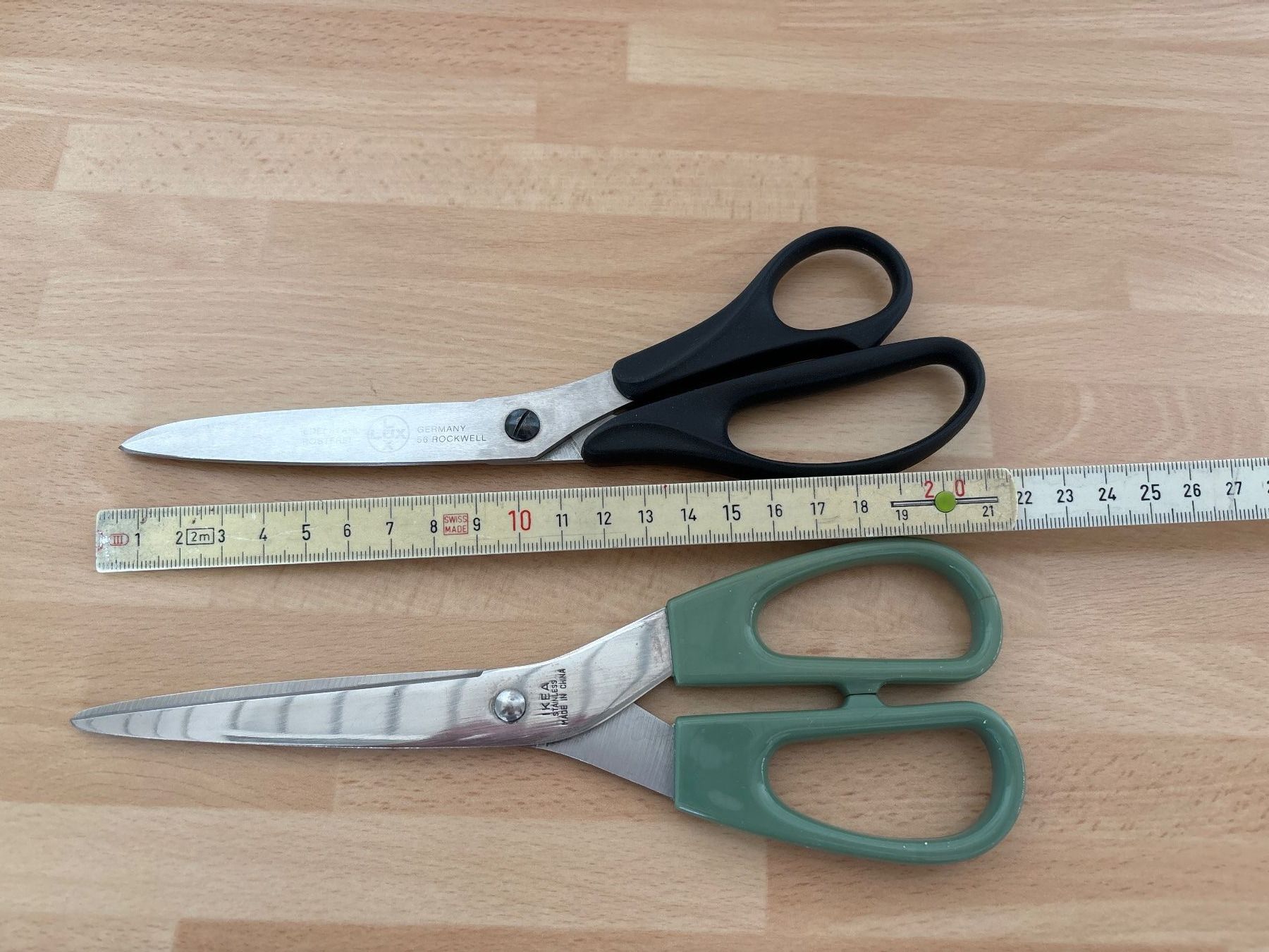 Ikea Tutti gli attrezzi: 2 Scheren , 20 cm lang – Usato da Wetzikon ZH venduto da CZ. 8