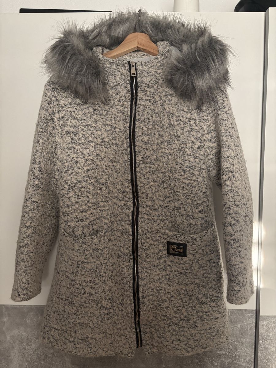 Cappotti: Manteau – Usato da Valeyres-sous-Montagny venduto da Elianinha21