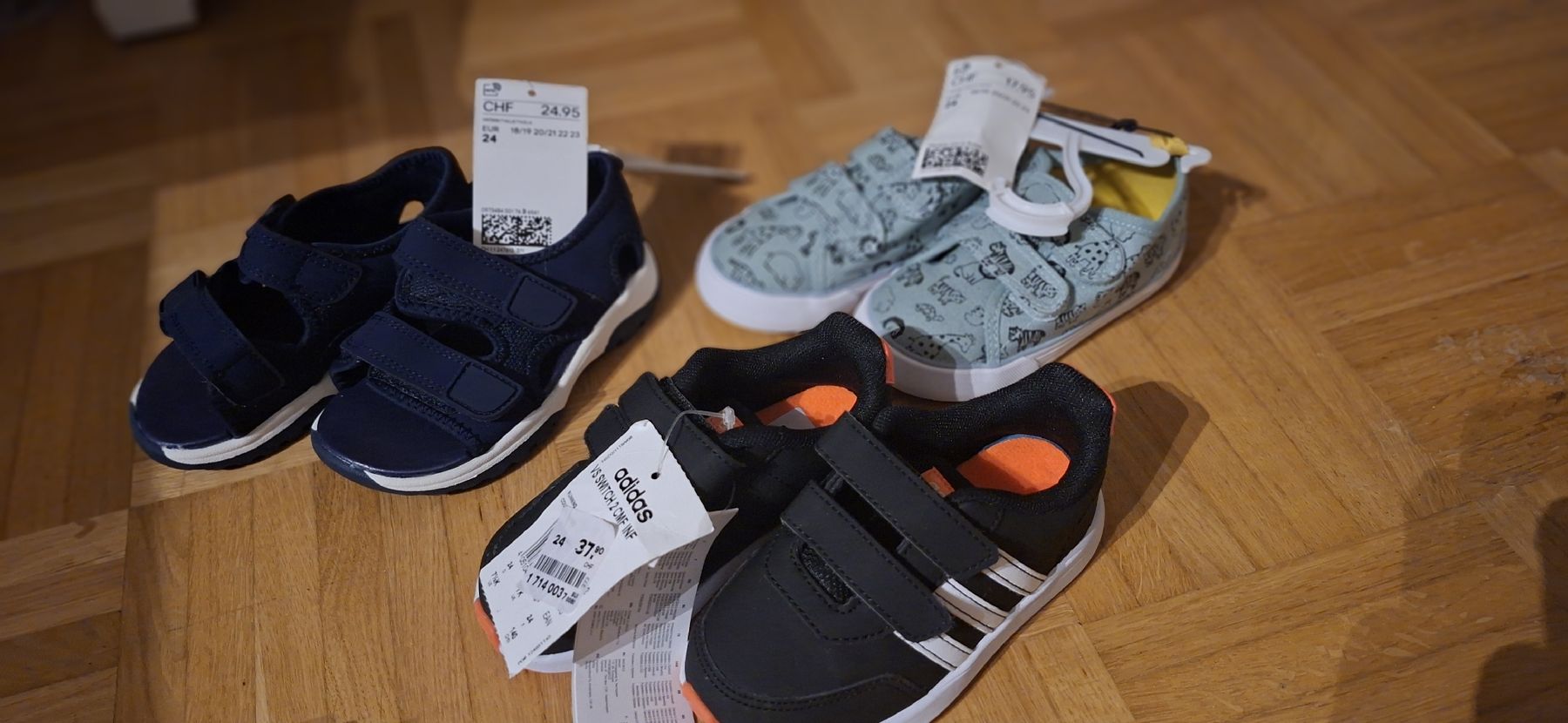 Chaussures garçon: kinderschuhe – Neuf avec emballage d'origine à Tuggen par Karin026