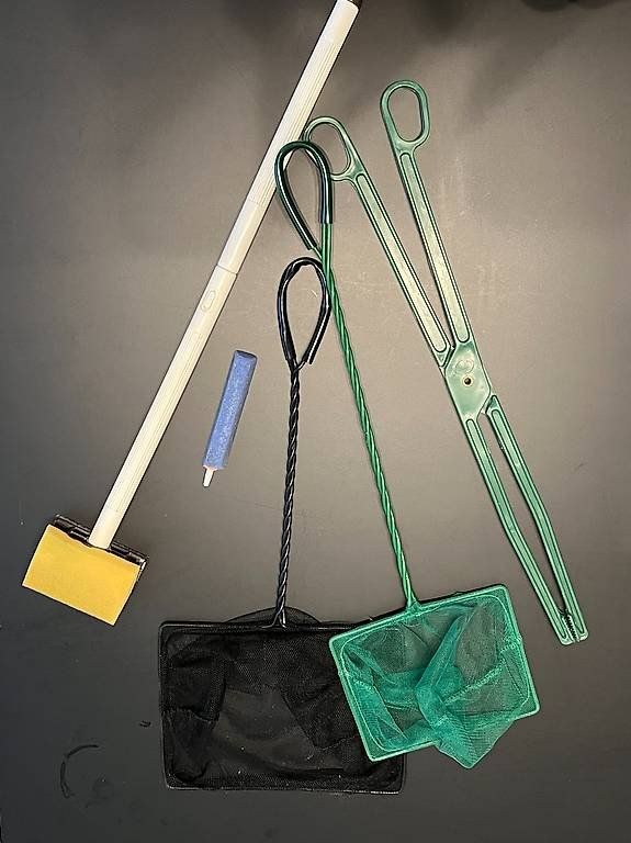 Pinze: Set accessori acquario retini, pinza, pulitore e diffusore – Usato da Quartino venduto da ritus.studio